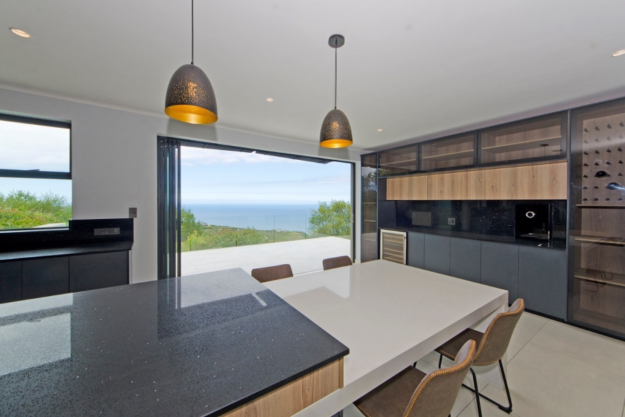 5 Bedroom Property for Sale in Pezula Private Estate Western Cape